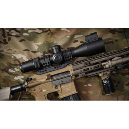 SPECPRECISION FCS-4 4-20×50mm ファイアコントロール ライフルスコープ 内蔵レーザー距離計・弾道計算機能搭載|SPECPRECISIONライフルスコープ SPECPRECISION FCS-4 4-20×50mm ファイアコントロール ライフルスコープ 内蔵レーザー距離計・弾道計算機能搭載|SPECPRECISIONライフルスコープ