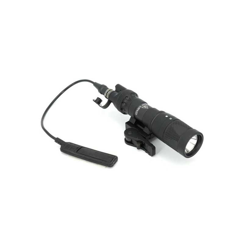 SF M323V Vampire IR/White Scout Light Weapon Light With Remote Switch And Throw-Lever Picatinny Offset Mount 500 Lumen white LED