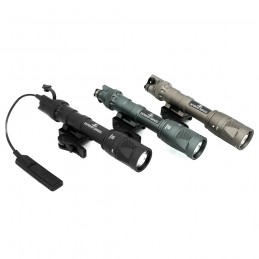 SF M622V Linterna Vampire Scout visible/IR LED con interruptor DS07 y montura QD ADM para riel Picatinny SF M622V Linterna Vampire Scout visible/IR LED con interruptor DS07 y montura QD ADM para riel Picatinny