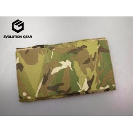 EvolutionGear 10 hızlı üçlü 5,56 şarjörlü kese Multicam