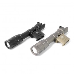 SPECPRECISION M612V Vampire Scout-Waffenleuchtenreplik IR/Stroboskop und weißes LED-Licht SPECPRECISION M612V Vampire Scout-Waffenleuchtenreplik IR/Stroboskop und weißes LED-Licht
