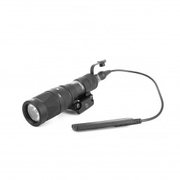 SPECPRECISON Conjunto de interruptor remoto tático UE07 para lanternas Scout Light séries M600 M300