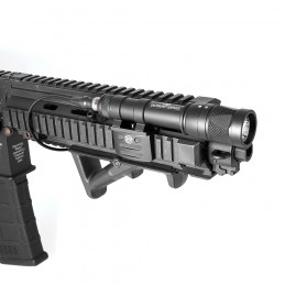 SPECPRECISION Tactical Flashlight M611V 6-Volt Vampire Scout Light WeaponLight IR/Strobe & LED White Light Replica SPECPRECISION Tactical Flashlight M611V 6-Volt Vampire Scout Light WeaponLight IR/Strobe & LED White Light Replica